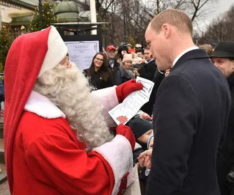 Prince William personally delivers Prince George’s handwritten letter to Father Christmas