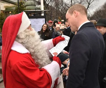 Prince William personally delivers Prince George’s handwritten letter to Father Christmas