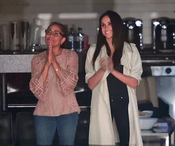 Meghan Markle wants her mum to walk her down the aisle