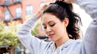 Wearing make-up at the gym: is it really bad for our skin?