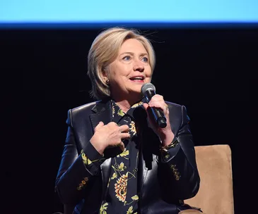 Hillary Clinton to visit New Zealand