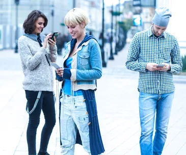 New study suggests people spend more time on social media than with their partners