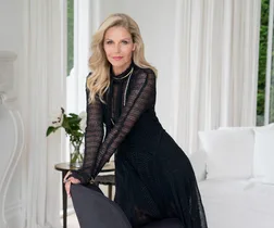 Lorraine Downes in Simply You magzine
