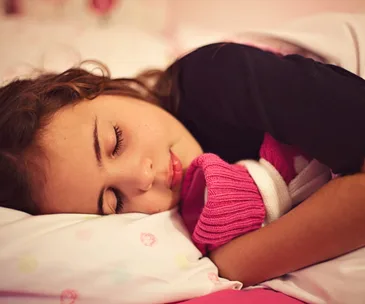 Hot water bottle leak sends 9-year-old girl to hospital with nasty scalding