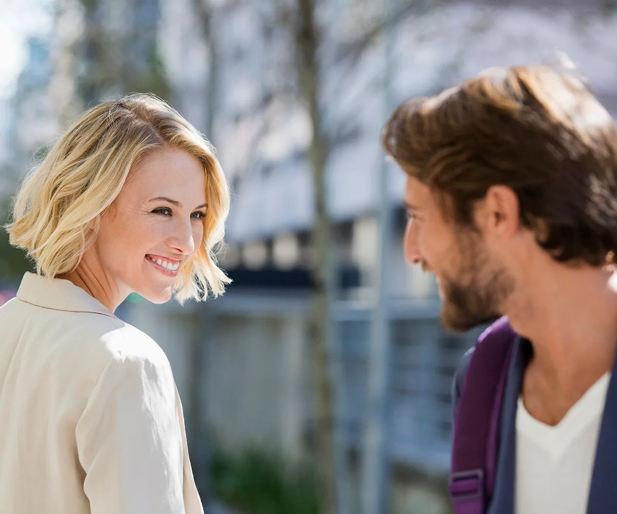 6 ways to tell if someone is attracted to you