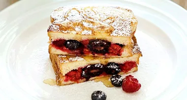 Five delicious breakfast-in-bed ideas to treat your mum this Mother’s Day