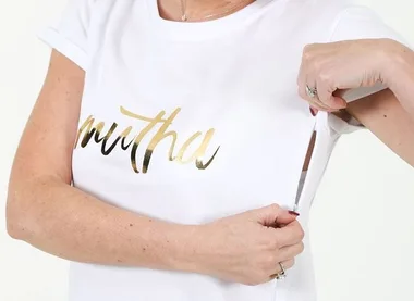 Breastfeeding tees with secret zips are here and mums are loving them