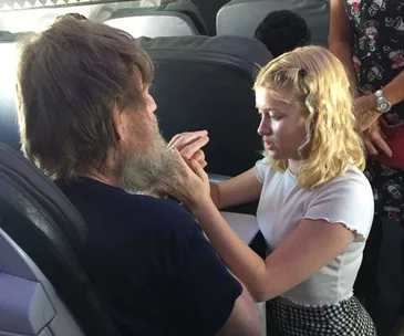 The heartwarming kindness of a 15-year-old girl who helped a disabled man on a plane flight will bring tears to your eyes