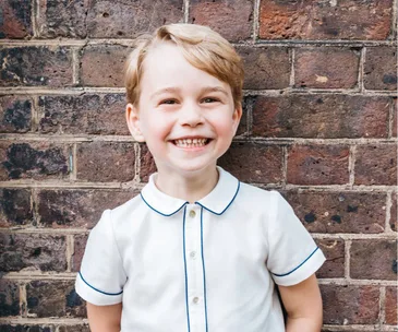 Kensington Palace release new official photo of Prince George on his fifth birthday
