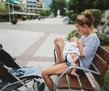 We just found out the right to breastfeed in public has not been a given in some parts of America – whaaaaat?