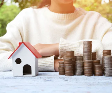 How this savvy woman curbed her impulse spending and managed to save $52,000 in one year