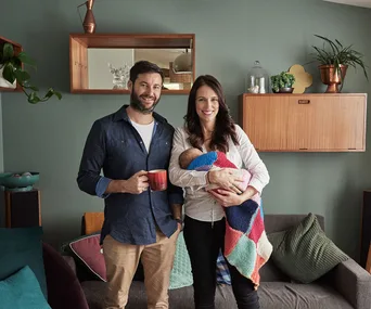 How Jacinda Ardern’s first day back at work went – which included the sharing of a poonami story