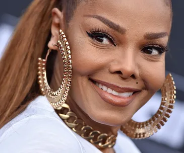 Janet Jackson opens up about learning to love her body: “That was difficult for me to do”
