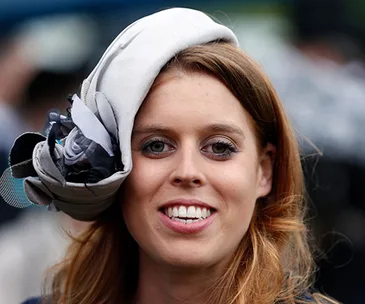 Princess Beatrice makes first public appearance with her new boyfriend on a night out with Karlie Kloss