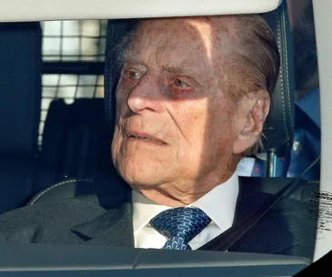 Prince Philip has surrendered his drivers licence
