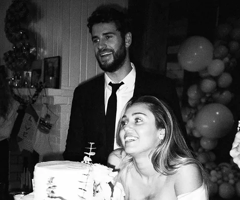 miley cyrus liam hemsworth wedding