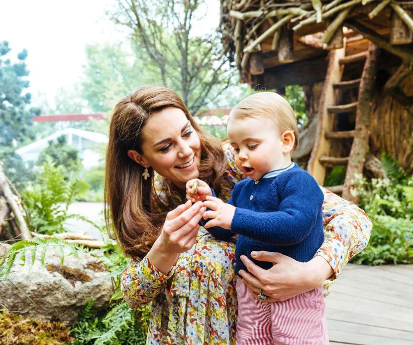 kate middleton and prince louis 