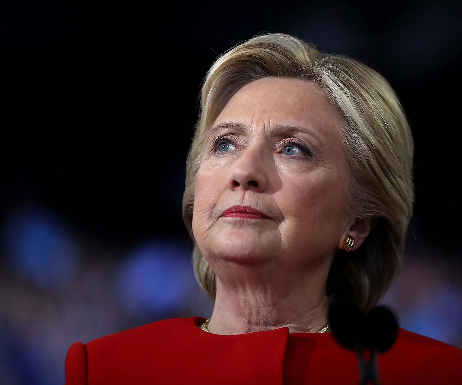 Hillary and Chelsea Clinton condemn the UK tabloids’ treatment of Duchess Meghan as racist