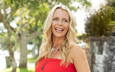 Kiwi mum’s miracle ‘Headaches saved my sight’