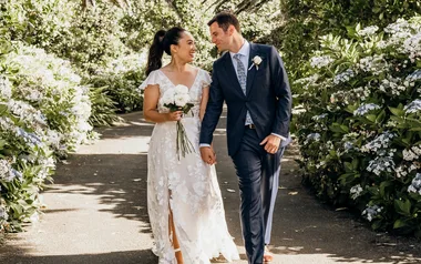Sports reporters Kimberlee Downs and Ollie Ritchie’s perfect Taranaki wedding