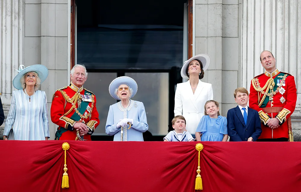 Monarch Examples What are the 12 monarchies of Europe?