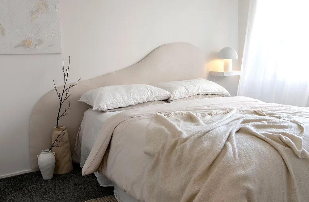 minimal bed headboard