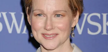 Laura Linny. 