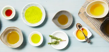 Cooking oils close