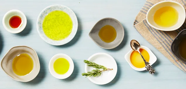 Cooking oils close