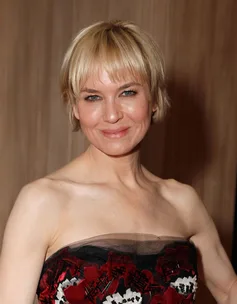 Renee Zellweger and Bradley Cooper are not engaged