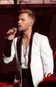 Cheating Ronan Keating reunited with wife