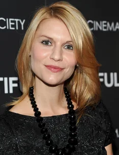 Claire Danes regrets not finishing university