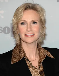 Jane Lynch says turning 50 was