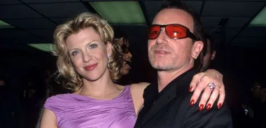 Bono helps Courtney Love
