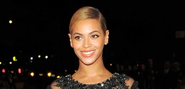 Beyonce buys Jay-Z a luxury plane