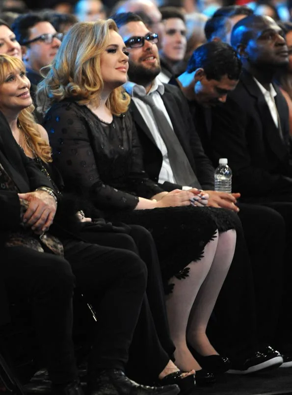 adele pregnant, simon konecki, rolling in the deep, adele pregnancy, gossip, celebrity news