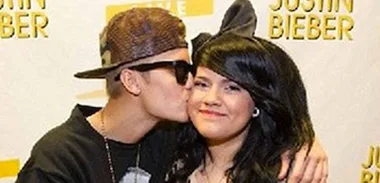 Justin Bieber gropes a fan’s breast
