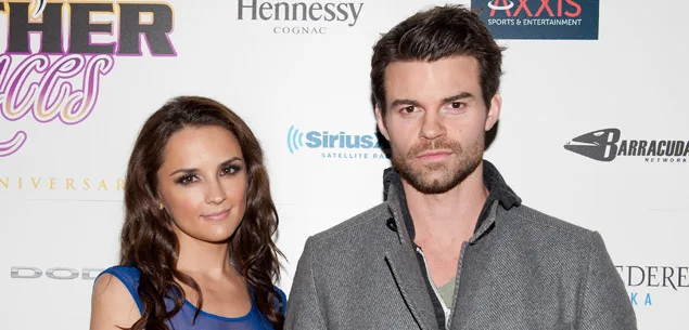 Daniel Gillies and Rachael Leigh Cook