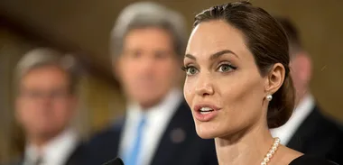 Angelina to play her mother in biopic
