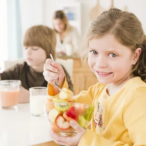 Teaching good breakfast habits