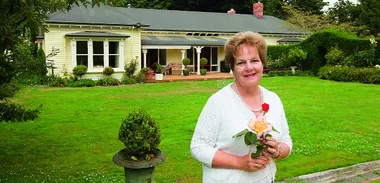 Dame Malvina Major: my sad farewell