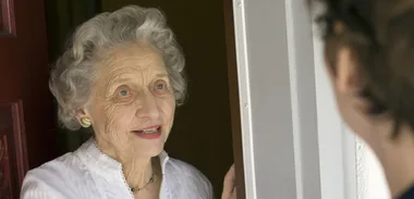 Worrying about an elderly neighbour