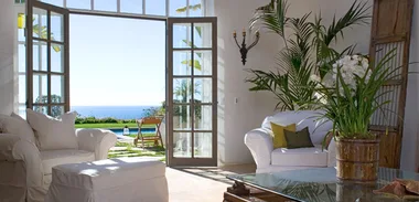 Home decorating with neutral colours