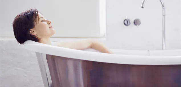 Ideas for decorating your bathroom on a budget