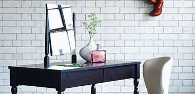 Decorating Ideas: black and white