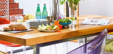 Interior decorating: Bold accessories