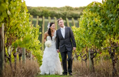 Wedding of the Week: Mellissa The and Logan Cooke