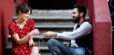 Keira Knightley sings in new film Begin Again