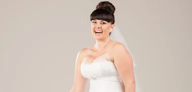Here comes the bride: Tami Neilson (35)