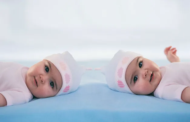 popular baby names, top baby names lists, naming twins, girls names, boys names,